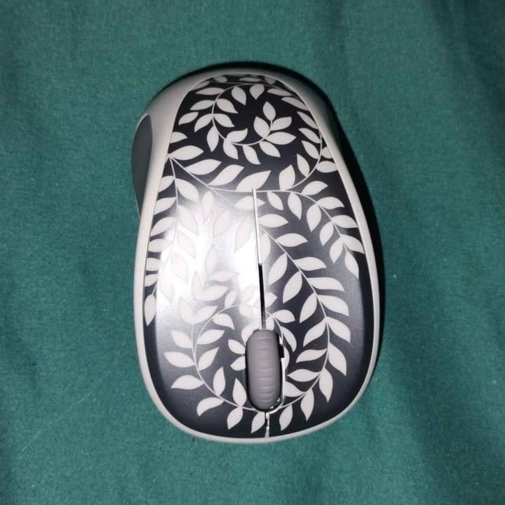 Wireless Mouse with Leaf Pattern